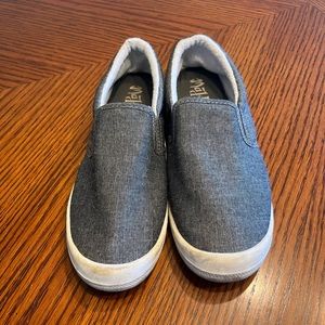 Blue comfy loafer/slip ons